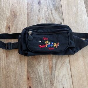 Vintage Walt Disney World Fanny Pack Bag Y2K
Purse WDW Park 90s